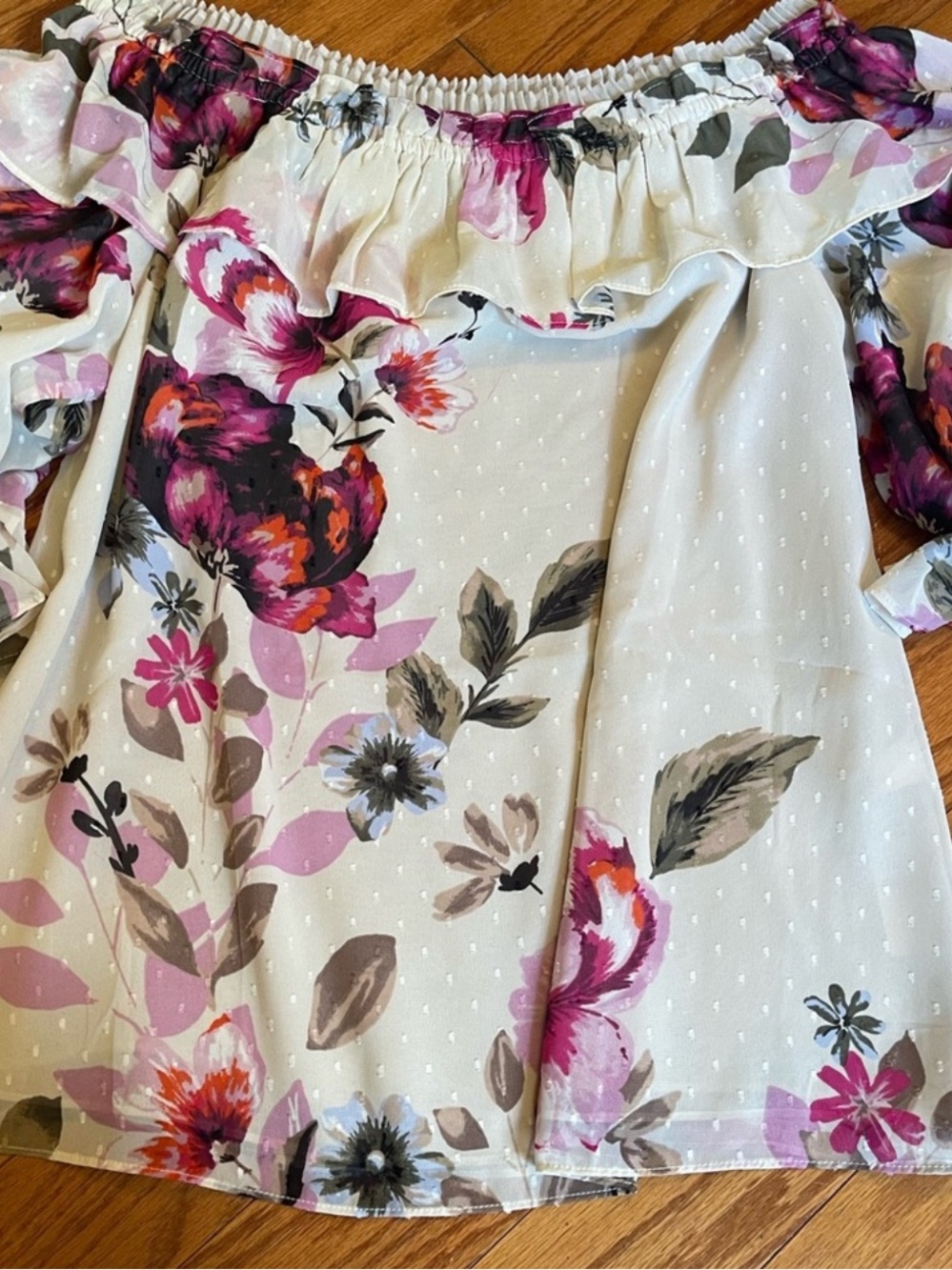 White House Black Market Floral Off Shoulder Ruffle Blouse Size L - Picture 8 of 13